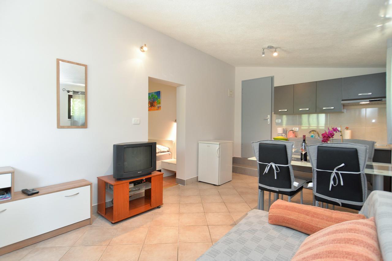 Apartment Vesna 1642 Pula Exterior photo