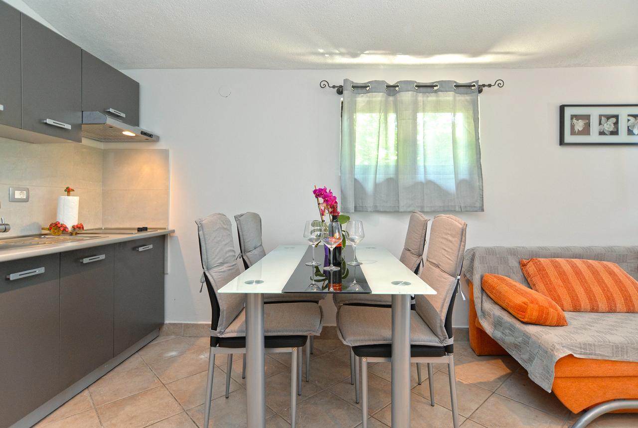 Apartment Vesna 1642 Pula Exterior photo